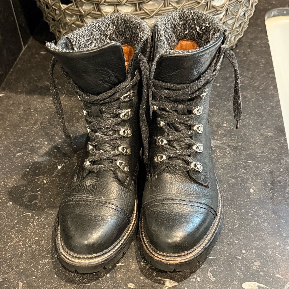 FRYE Samantha Hiker Boot